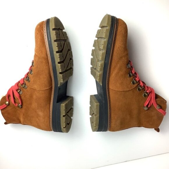 AVELLINI HIKING SUEDE SHEARLING LINED BOOTS 39 - Picture 7 of 13